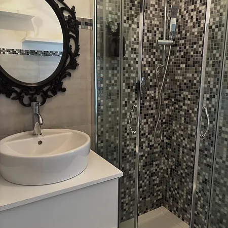 Rifugio Del Pirata * La Spezia